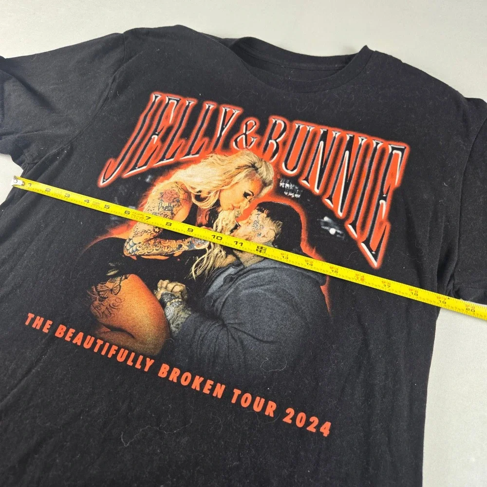 Jelly Roll Bunny XO The Beautifully‎ Broken Tour 2024 Black T-Shirt Size Large